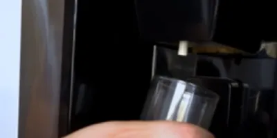 Автоматические диспенсеры льда