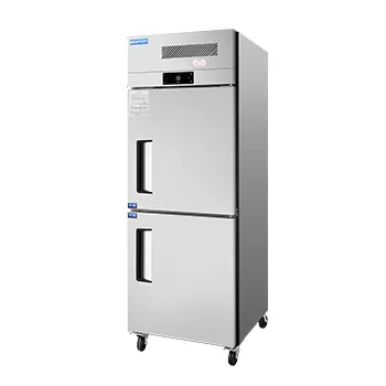 Холодильные и морозильные шкафы азиатского типа 700